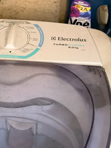 Máquina de lavar Eletrolux 6kg nova