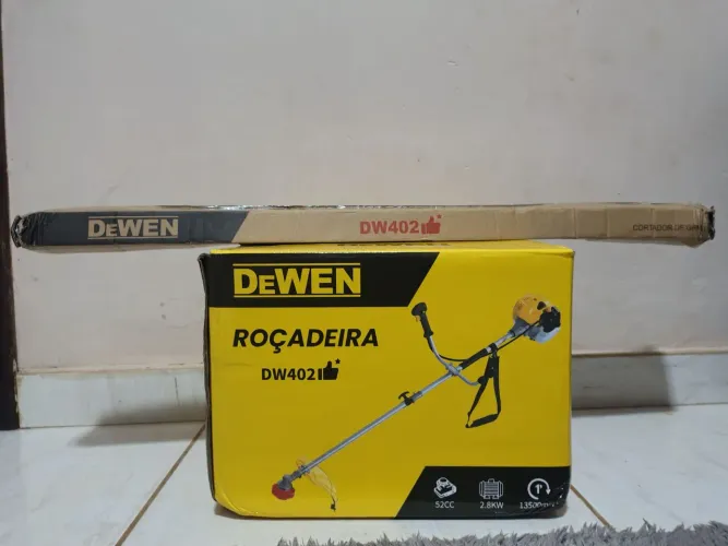 Roçadeira Dewen bipartido 52cc, nova.