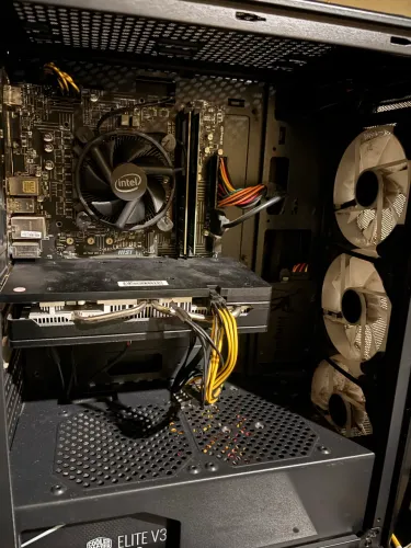 PC GAMER I5 10Ger RX 580 8GB 16GB