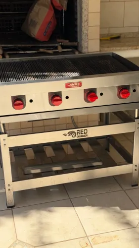 CHAR BROILER A GÁS 4 QUEIMADORES