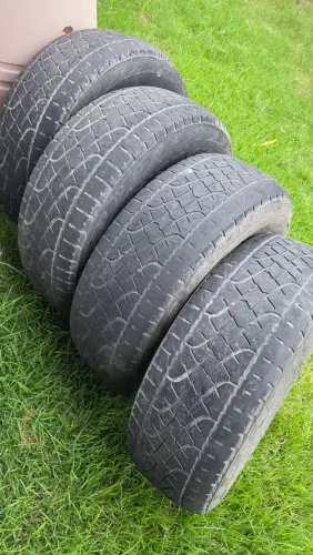 Pneus 265/70/16