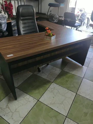 Mesa em L Usada - Linha Premium