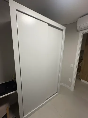 Guarda roupa 2 portas branco