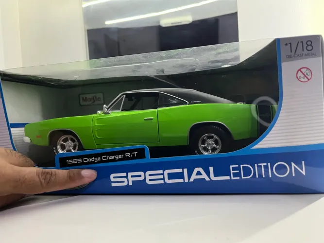 Miniatura Maisto Dodge Charger RT 1/18