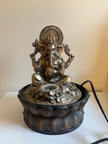 Fonte de água Ganesha