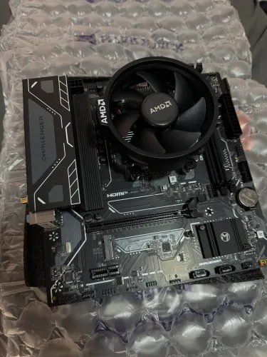 KIT Processador Ryzen 5 8500G e Placa mãe AMD B850M