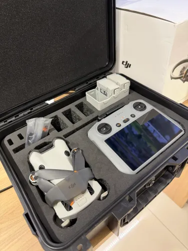DJI mini 4 pro combo fly more 