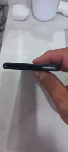 Vendo Edege 50 pro 256 Gigas 12 Ram