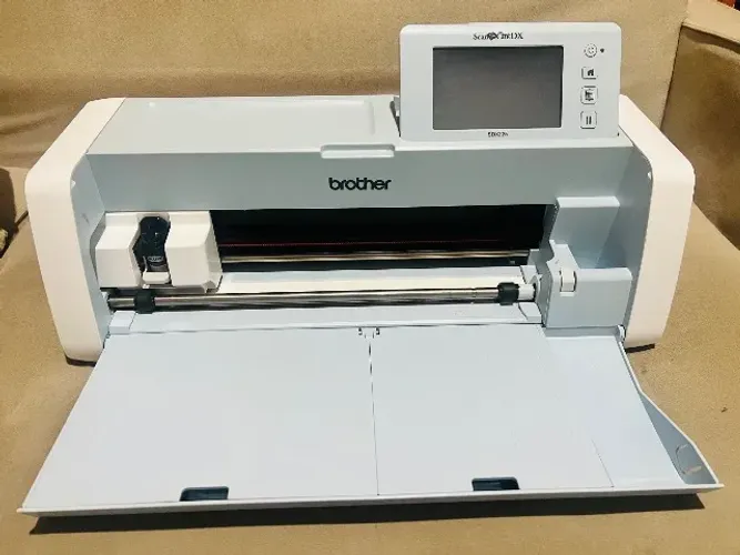 Máquina de corte brodher sdx225