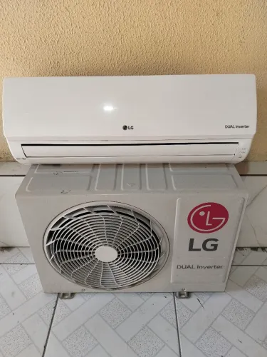 Ar-condicionado LG dual inverter 9000btus