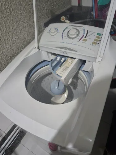 Máquina de lavar 10 kg Eletroclux