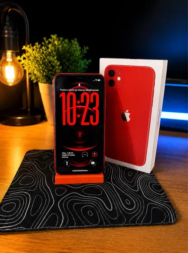 iphone 11 (PRODUCT) RED