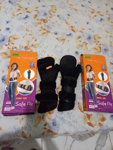 Talas de mão e antebraços novos