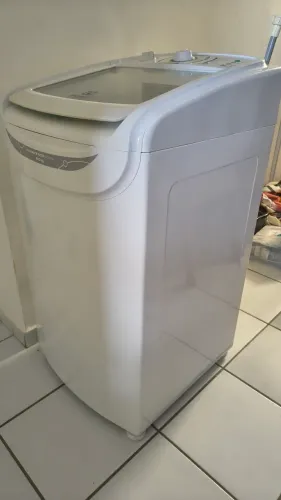 Máquina de lavar roupas 