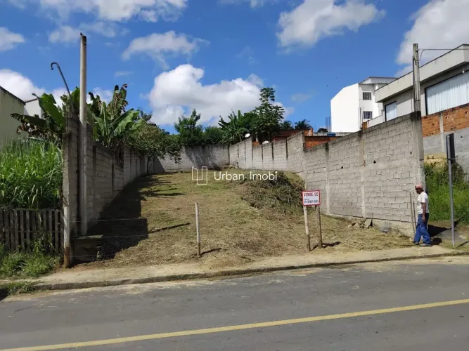 Terreno à venda no bairro Roma  Volta Redonda