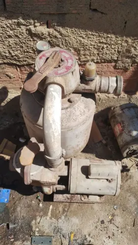 Filtro de Piscina com Motobomba + Motor Elétrico Extra (Usados)