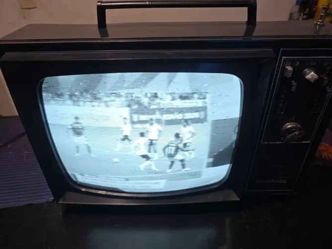 TV COLORADO ITAIPU - CLÁSSICO DOS ANOS 70! - FUNCIONANDO!