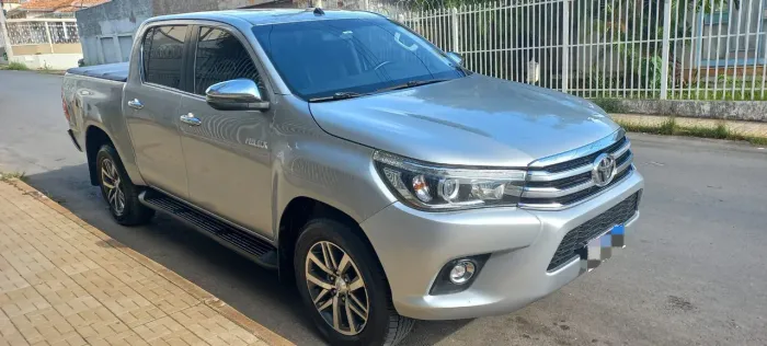Toyota Hilux CD SRX 4X4 2.8 TDI 16V Diesel Aut. 2018