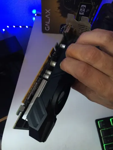 Placa de vídeo GTX 750ti 2gb