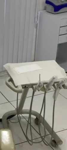 Vendo cadeira odontológica completa 