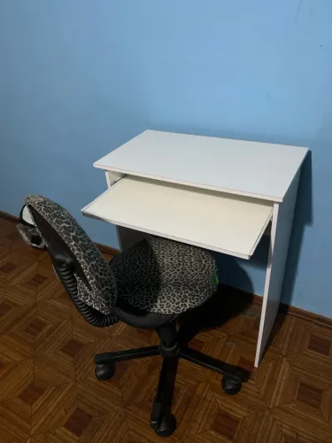 Mesinha home office e cadeira