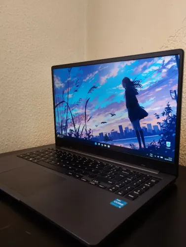Notebook Samsung Galaxy book2 i3 1215u 8gb ssd 256gb