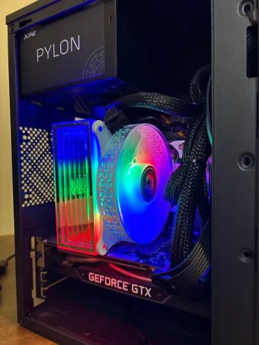 PC Gamer 32GB de RAM, i7, GTX 1660 ti 6GB, 480GB SSD + monitor 24? curvo