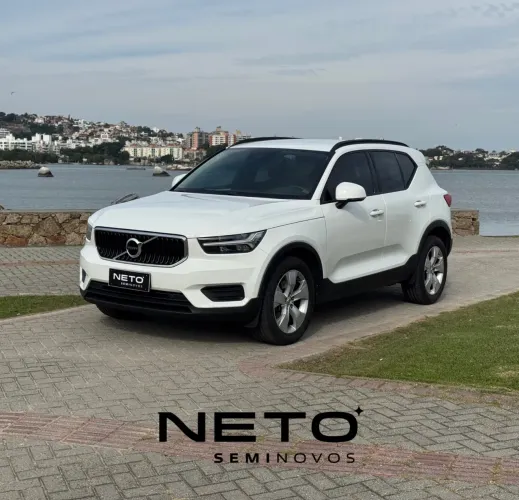 Volvo XC40 T-4 2.0 190cv FWD 2019