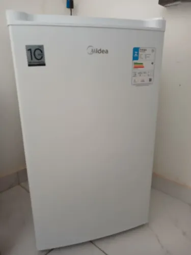 Vendo esse Frigobar midea novo 124 BIVOLT INVERT