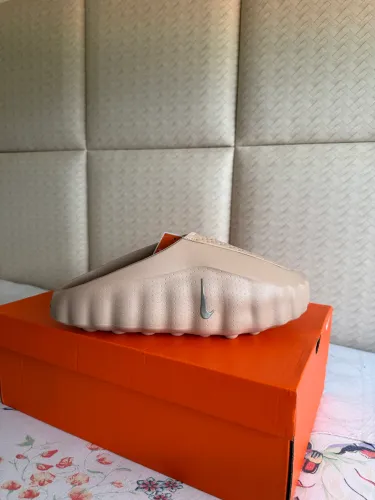 Nike Mind 001 Hemp Sanddrift Pale Ivory