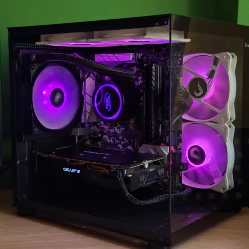 Ryzen 5 3600x + RX 590 8GB + 16gb DDR4