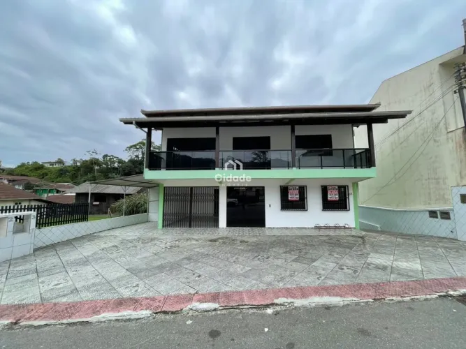 Casa à venda/locação - Ilha da Figueira