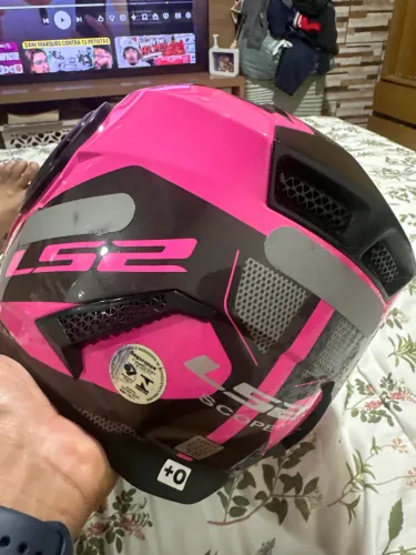 CAPACETE LS2 FEMININO NOVO , DE ABRIR E FECHAR COM ÓCULOS INTERNO