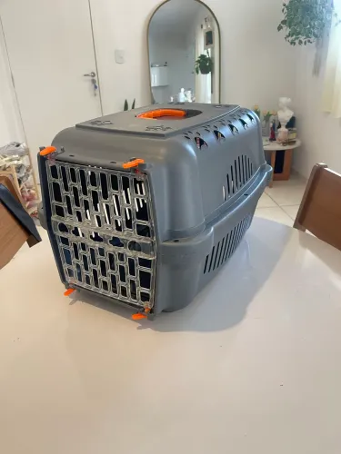 Caixa de transporte - Suporta 15 kg 