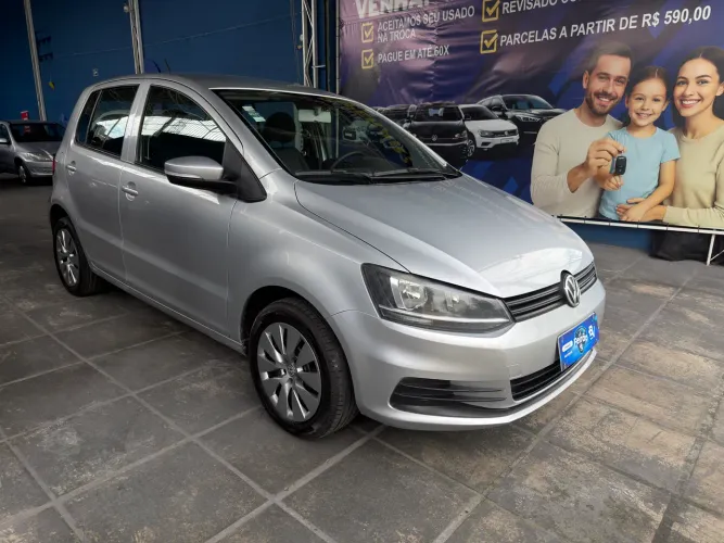 Volkswagen Fox Trendline 1.0 Flex 8V 5P 2015