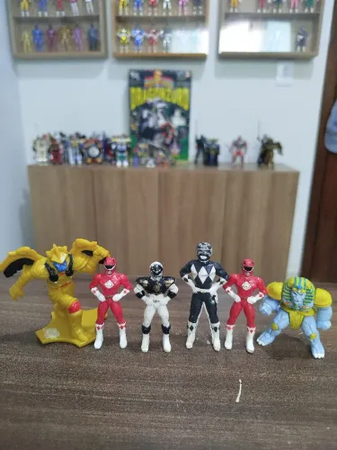 Lote figuras de ação miniaturas Power Rangers