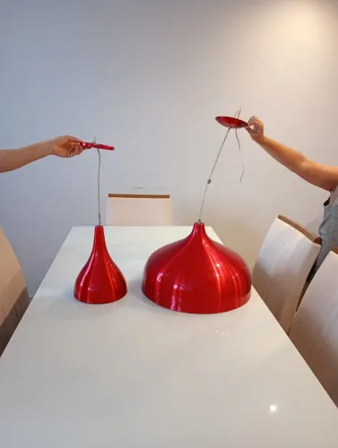 Luminárias Pendentes Meia-Lua em Alumínio Vermelhas - 46 cm e 21 cm