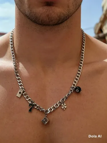 Colar corrente. Masculino