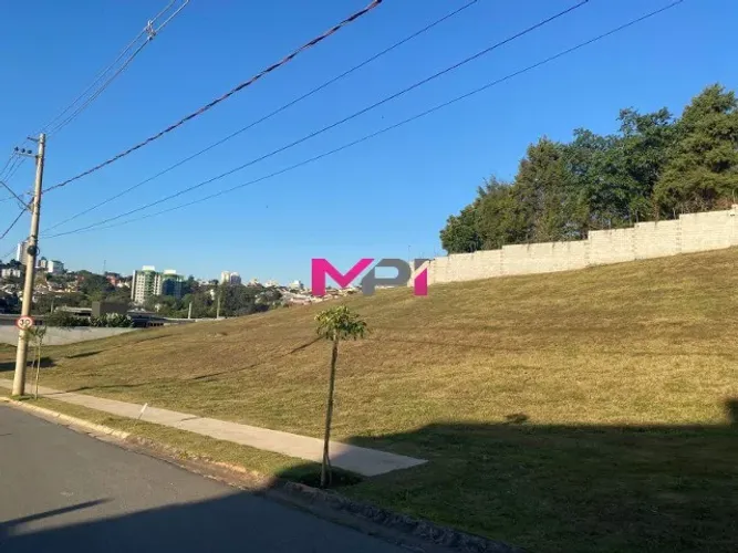 TERRENO A VENDA NO CONDOMÍNIO RESIDENCIAL ATENAS - MALOTA - JUNDIAÍ.