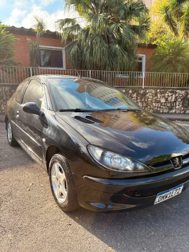 Peugeot 206 Presence 1.4/ 1.4 Flex 8V 3P 2004