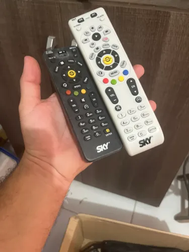 Controle remoto SKY