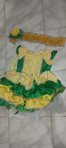 Vestido de quadrinha