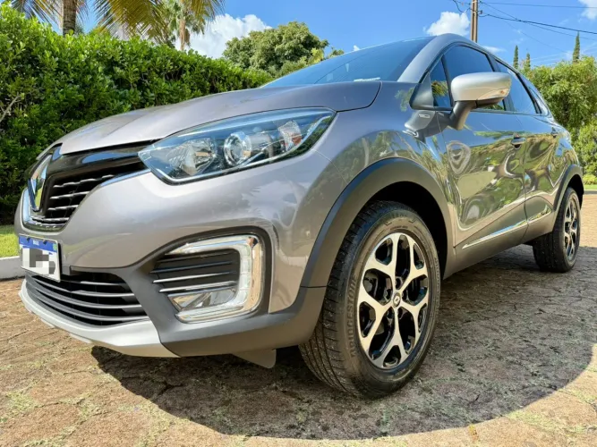 Renault Captur Bose 1.6 CVT 2021