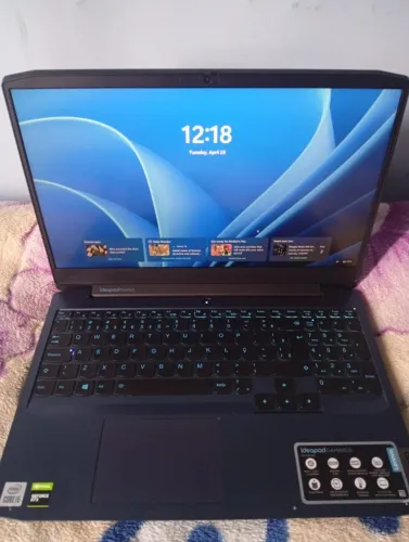 Notebook Lenovo ideapad Gaming 3i i5-10300H 16GB, 1.35 TB SSD, GTX 1650 4GB 15.6' FHD WVA