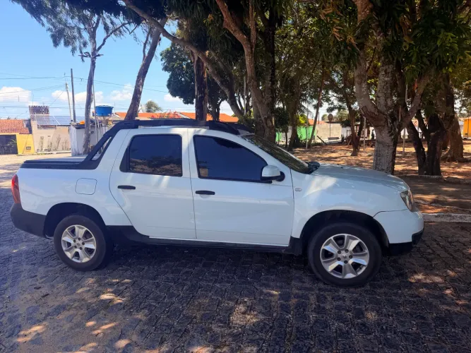 Renault Duster Oroch Exp. 1.6 Hi-flex 16V Mec. 2016