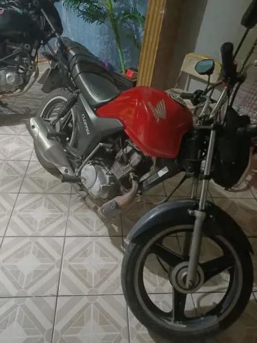 Moto fan 150 pra vender ligeiro 8mill$