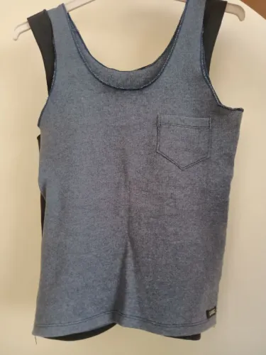 2 blusas por 20 Tam M (básica)