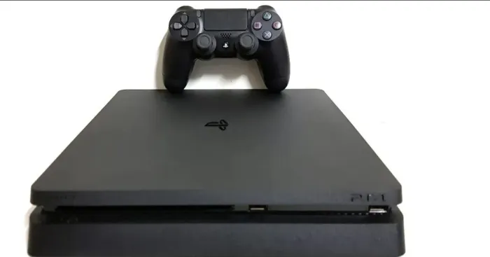 Playstation 4 Slim 1TB