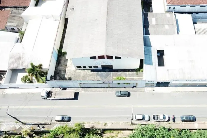 Galpão à venda na Vila Ribeirópolis, Registro SP | RE/MAX