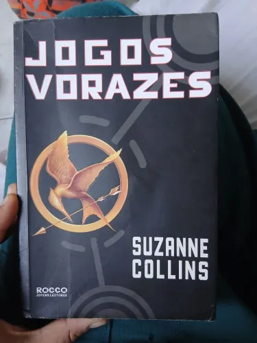 Jogos Vorazes e Como Eu Era Antes De Você 